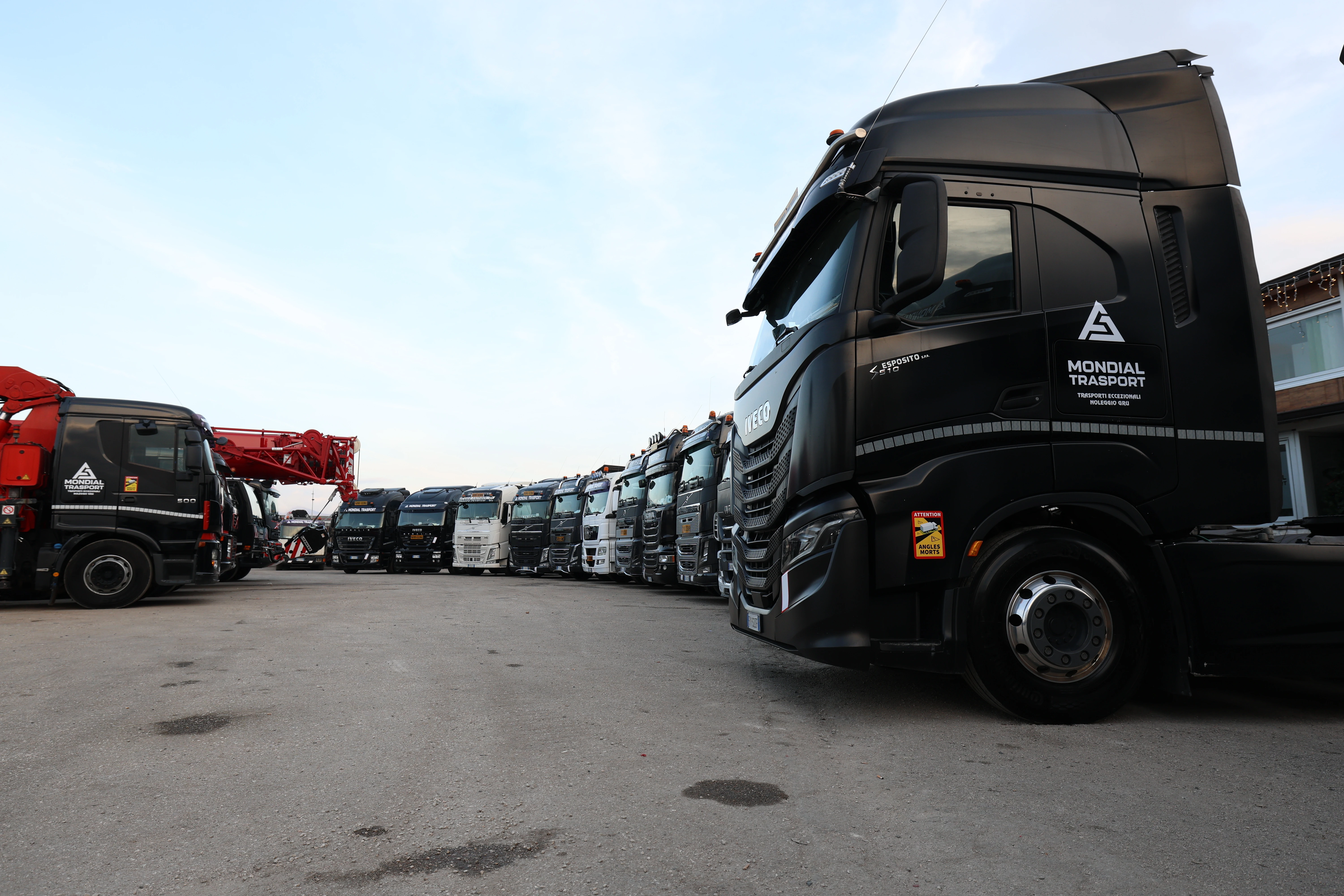 Mondial Trasport S.R.L. - Logistica e trasporti eccezionali